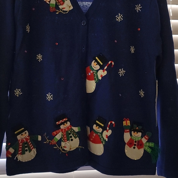 Cardigan - Picture 3 of 6